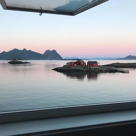 Bo Ved Havet, Utsikt! Διαμέρισμα Svolvær